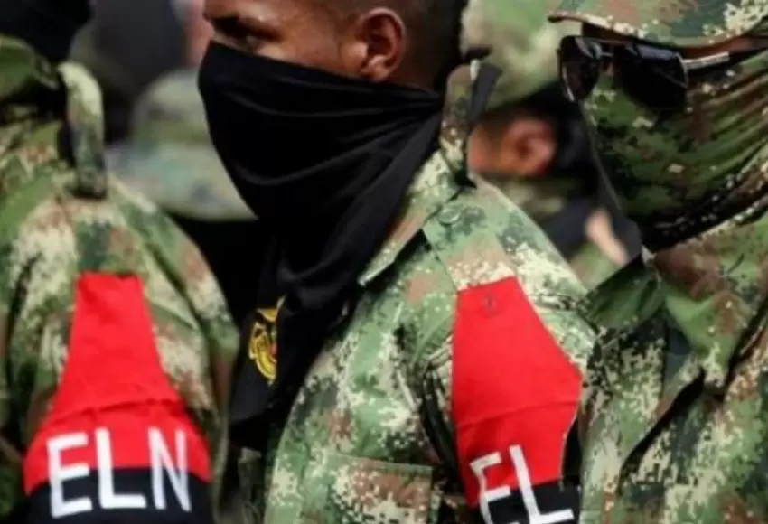 Niños de 12 y 13 años son reclutados por ELN y disidencias de las FARC en Colombia.